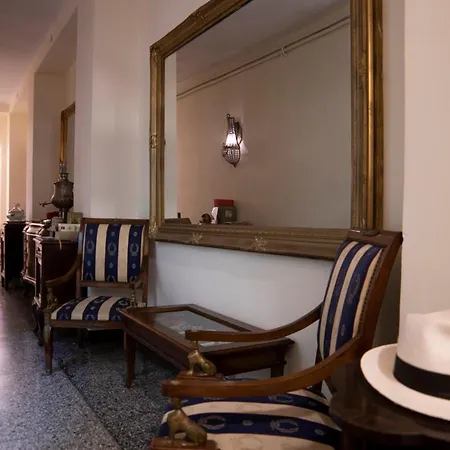Well - Piazza Plebiscito 4* Neapol