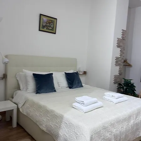 Well - Piazza Plebiscito Pensión Nápoles