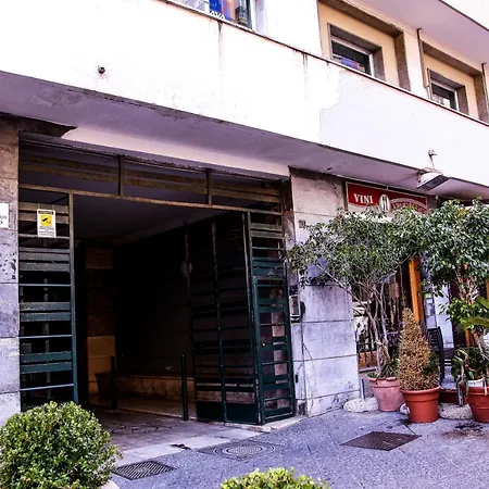 Pensión Well - Piazza Plebiscito